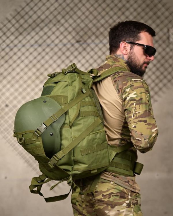 РЮКЗАК З ТРИМАЧЕМ ДЛЯ ШЛЕМУ BADGER OUTDOOR GUNNY 30Л РН3123