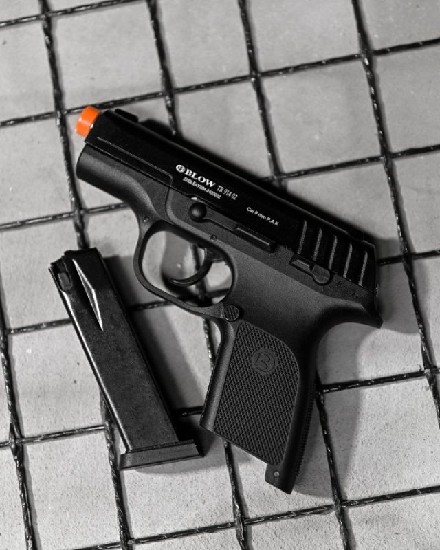 Пістолет стартовий blow TR91402 black 4 ДЛ7109