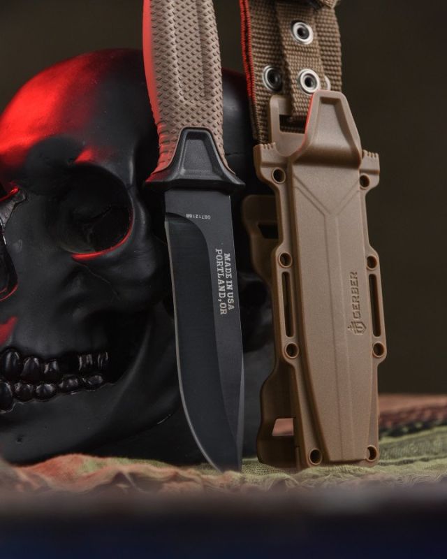 нож Нож Gerber Strongarm Fixed Blade cayot