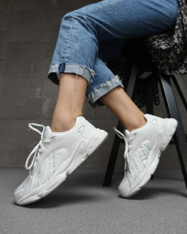 Женские кроссовки pure white РА5008