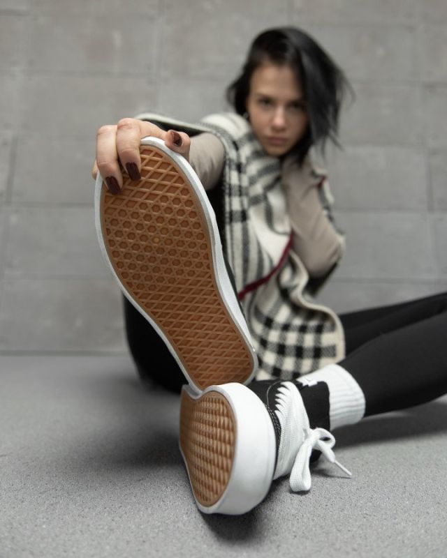 Женские кроссовки totem  black /white ТР6446