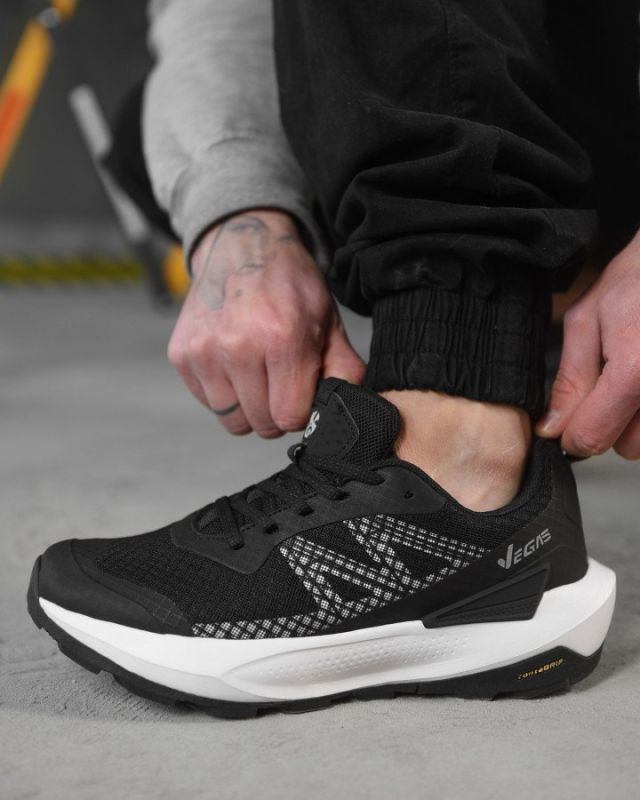 Чоловічі кросівки ARGON black-white НП5014