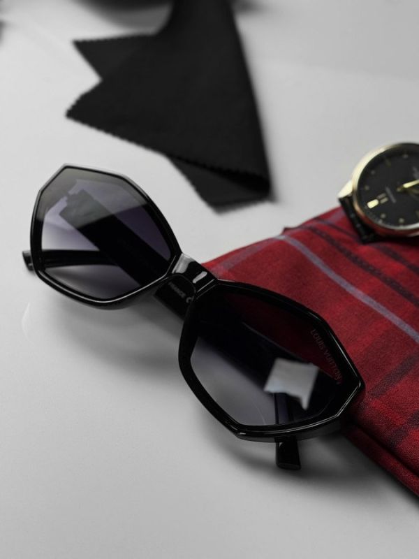 солнцезащитные очки  LV black 4 НП5241
