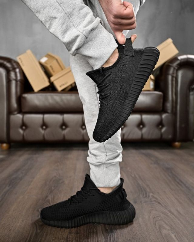 Мужские кроссовки izi   total black