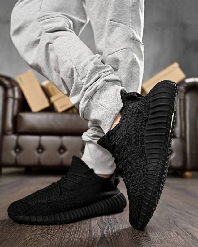 Мужские кроссовки izi   total black