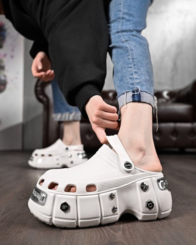 Женские кроксы на платформе meetal white   ДЛ6446