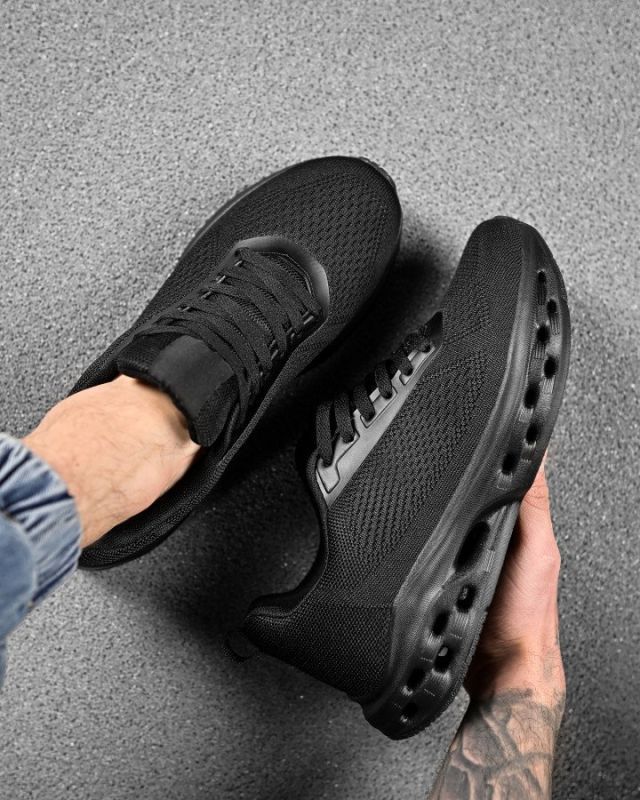 Мужские кроссовки TRAXION BLACK ДЛ6544