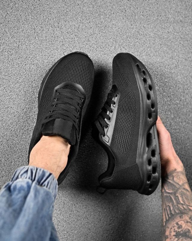 Мужские кроссовки TRAXION BLACK ДЛ6544