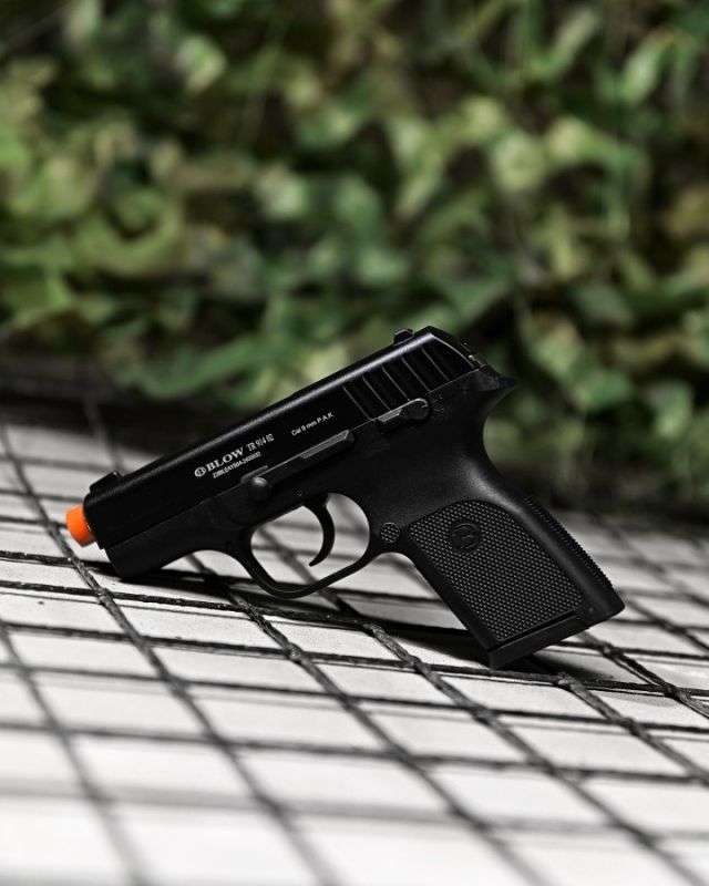 Пістолет стартовий blow TR91402 black 4 ДЛ7109
