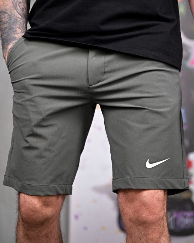 Летние городские шорты  Nike oliva 4 ПП7522
