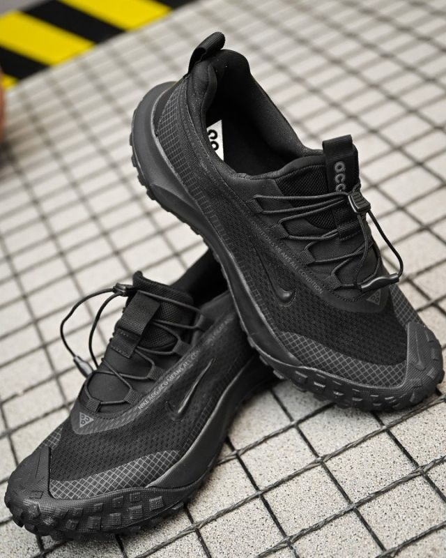 Мужские кроссовки SPIRIT total black  НП5155