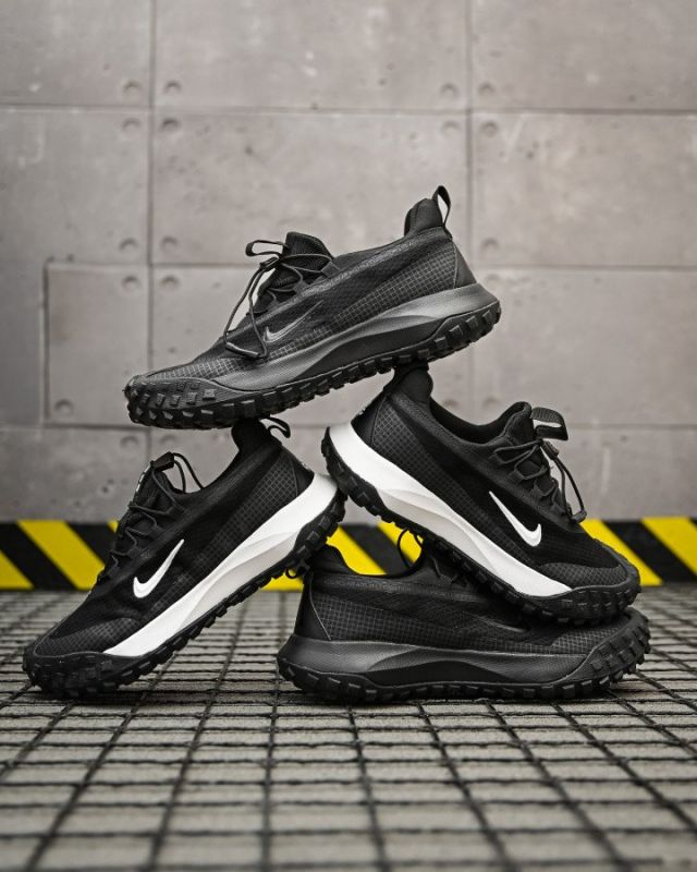 Мужские кроссовки SPIRIT black white  НП5153
