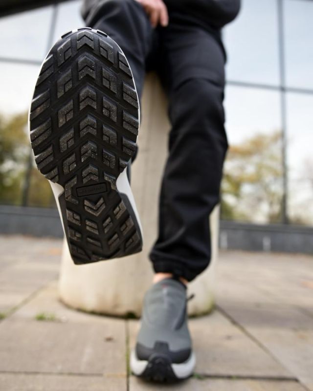 Зимние термо кроссовки Salomon grey   4 ТР6429