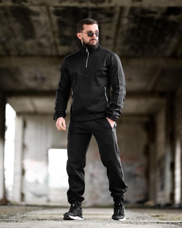 Зимний спортивный костюм на флисе RETROGRAD   black ТР6488