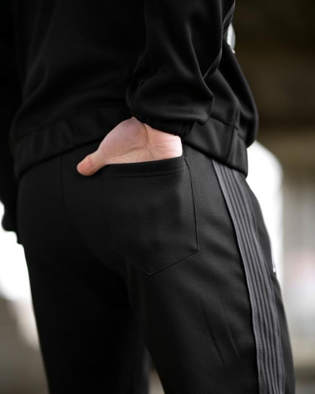 Зимний спортивный костюм на флисе RETROGRAD   black ТР6488