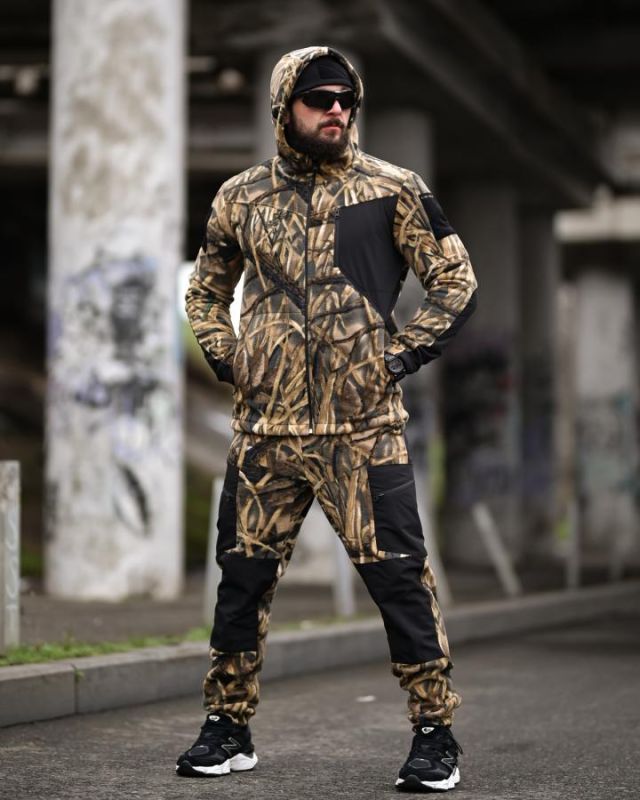 Флисовый спортивный тактический костюм TARANTUL wood ТР6557