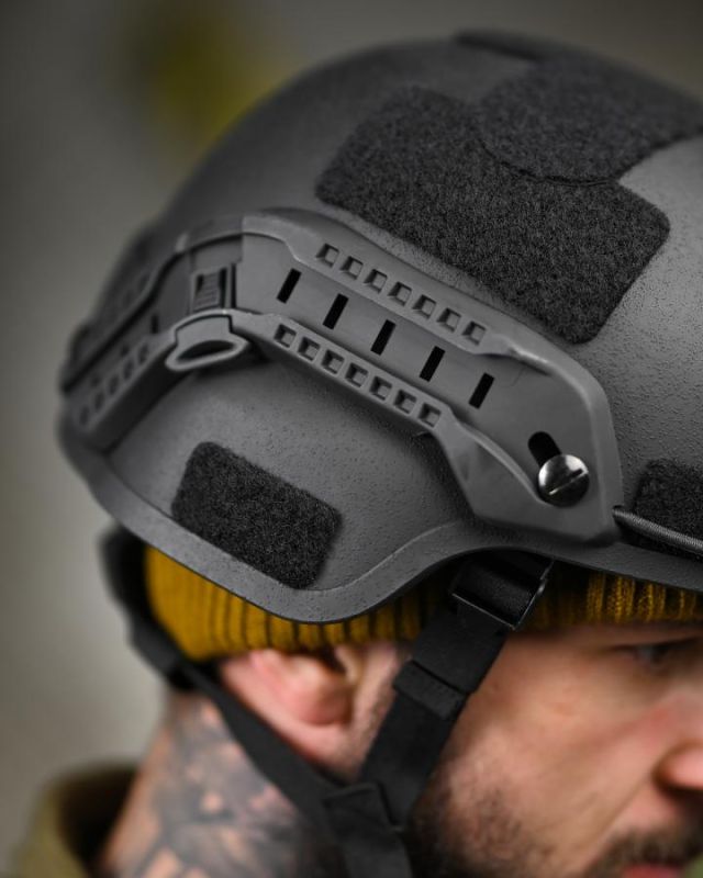 Шлем Helmet black ТР6741