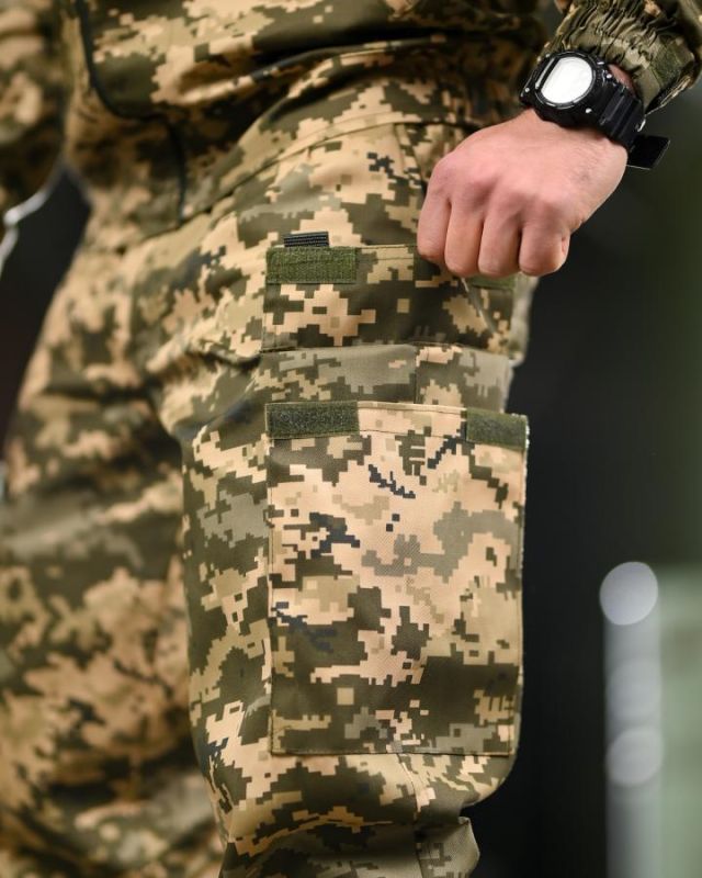 Тактический костюм defender пиксель