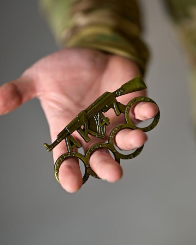 Кастет AK47 ТР6840