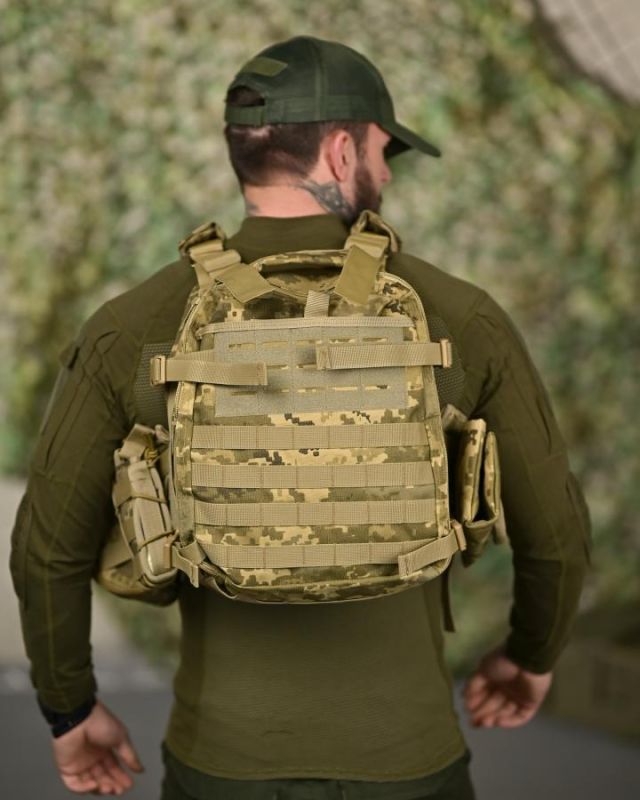 Плитоноска 7.62 с рюкзаком пиксельТР6022