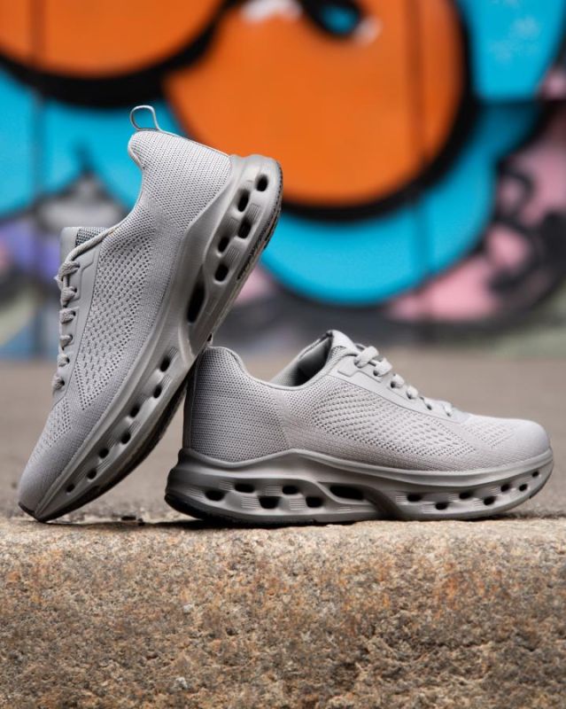 Чоловічі кросівки TRAXION grey ВТ4741
