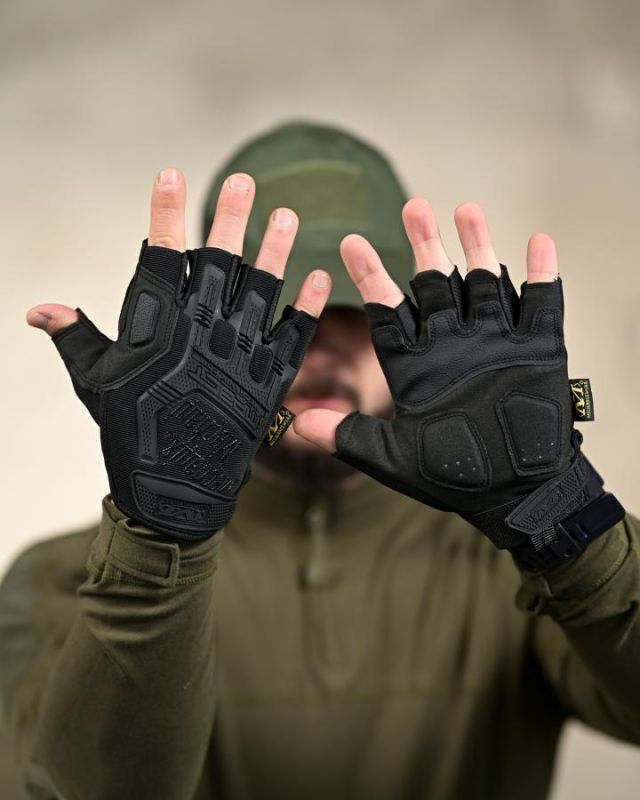 Перчатки M-pact black РН2586