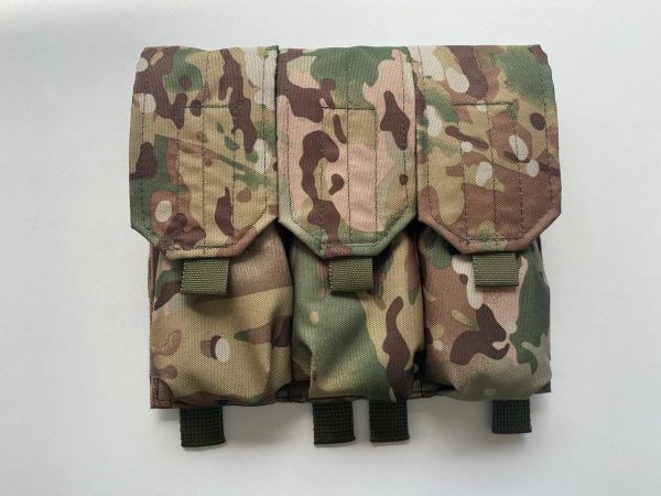 Подсумок тройной для магазинов АК закрытый с MOLLE