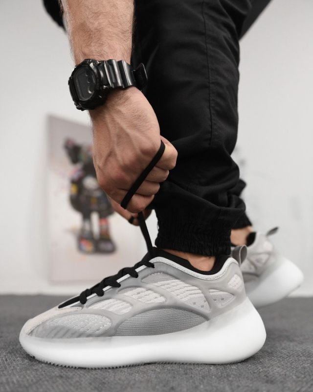 Кросівки Yeezy boost light grey ОР1204