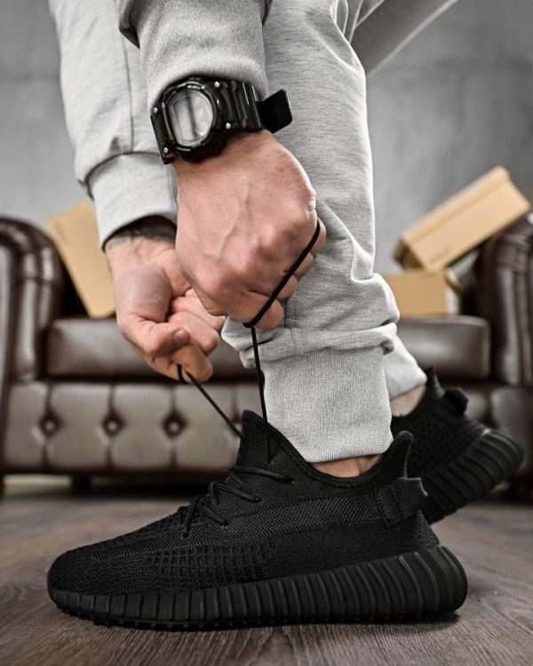 Мужские кроссовки izi   total black