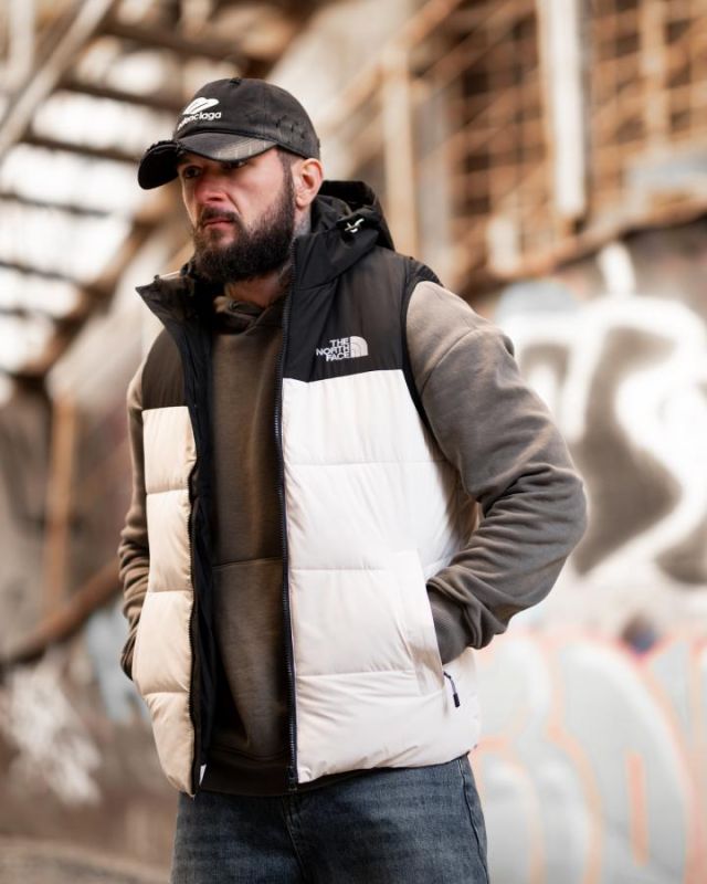 Мужская жилетка  TNF ch/b ТР6807