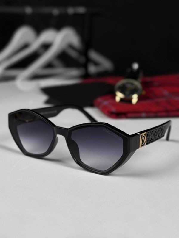 солнцезащитные очки  LV black 4 НП5241